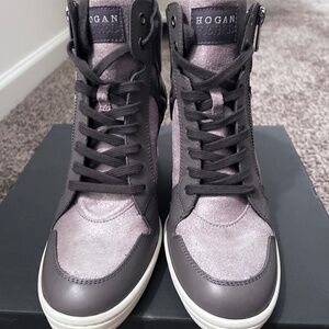 Wedge sneakers